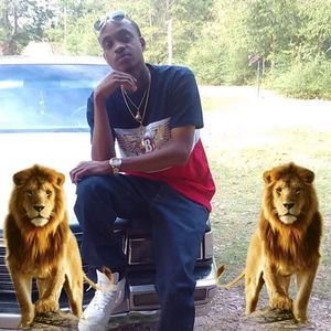 Meet your Posher, Dennis